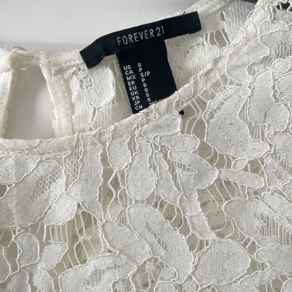 Lacey Top - Picture 2 of 3